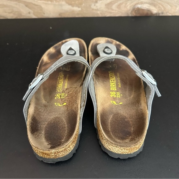 Birkenstock Women Sandals Shoes Gizeh Grey Silver Patent Leather EU 36 Thong - Picture 10 of 10